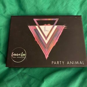 Laura Lee Party Animal Pallet